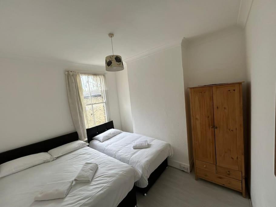 Apartment East 2 Bedroom Flat London