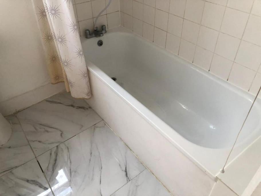 Apartment East 2 Bedroom Flat London